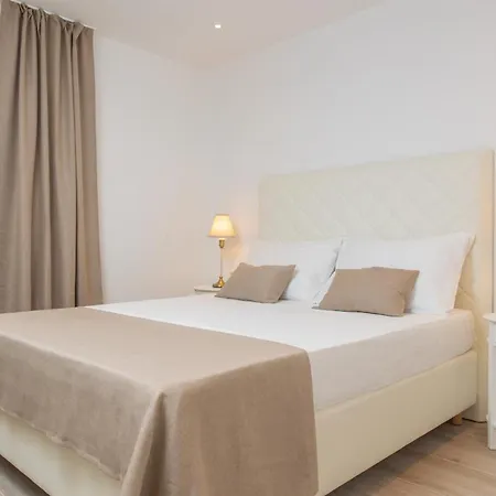 Location B&B 3*