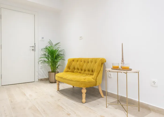 Nocleg ze śniadaniem Location Split