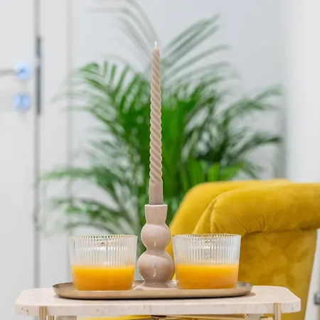 Location 3* Σπλιτ